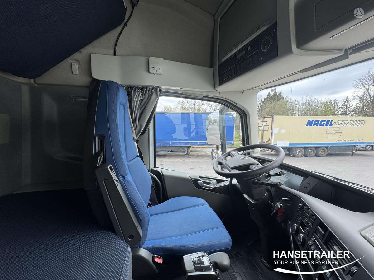 Volvo FH VEB+ I-Save, double sleeper