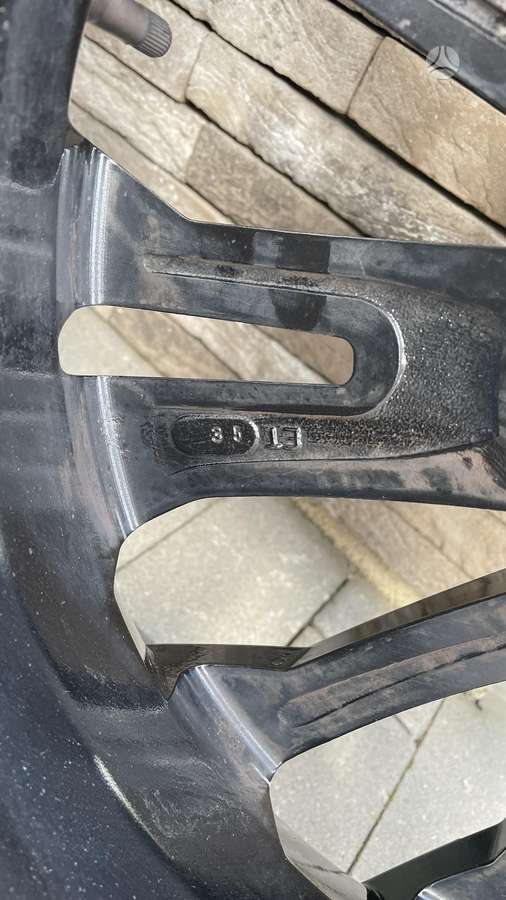 Volkswagen, light alloy, R18