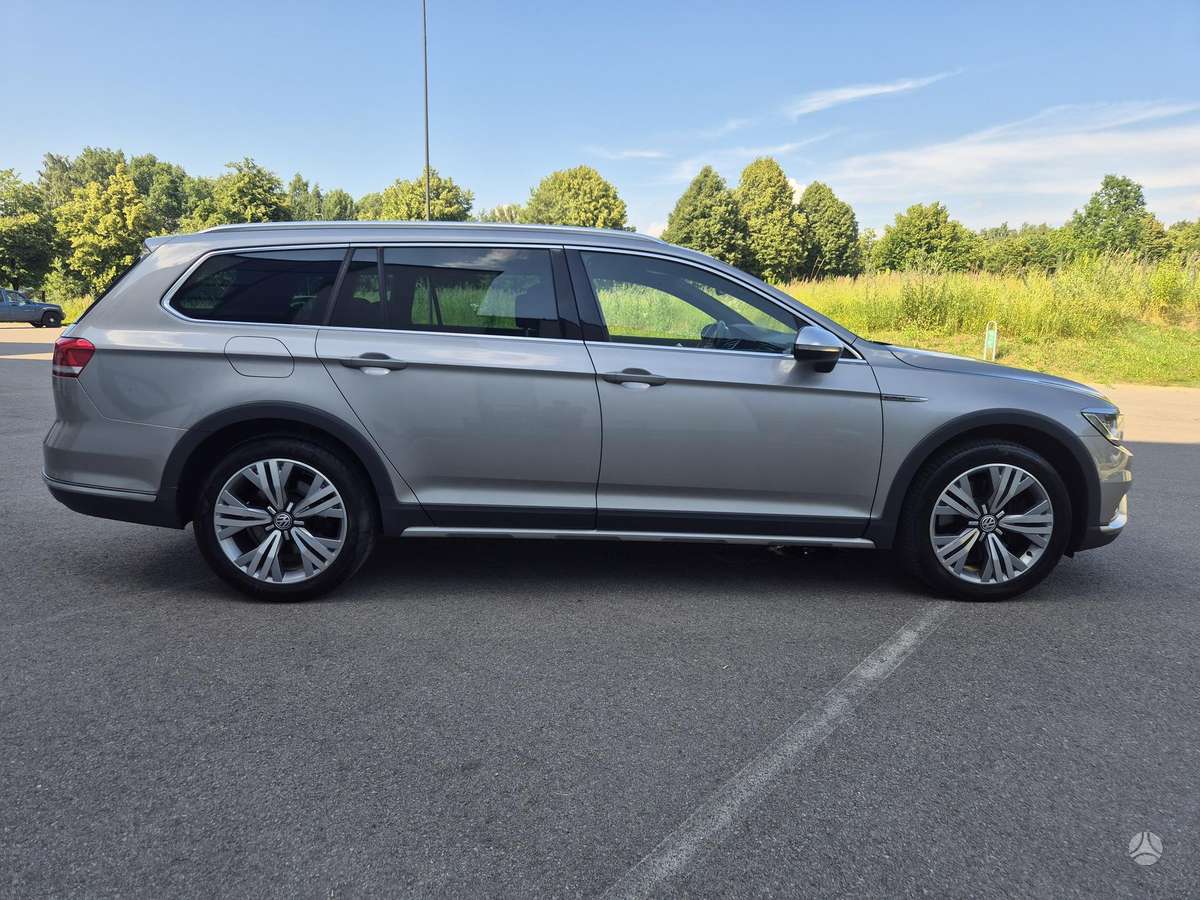Volkswagen Passat Alltrack, 2.0 l., Универсал