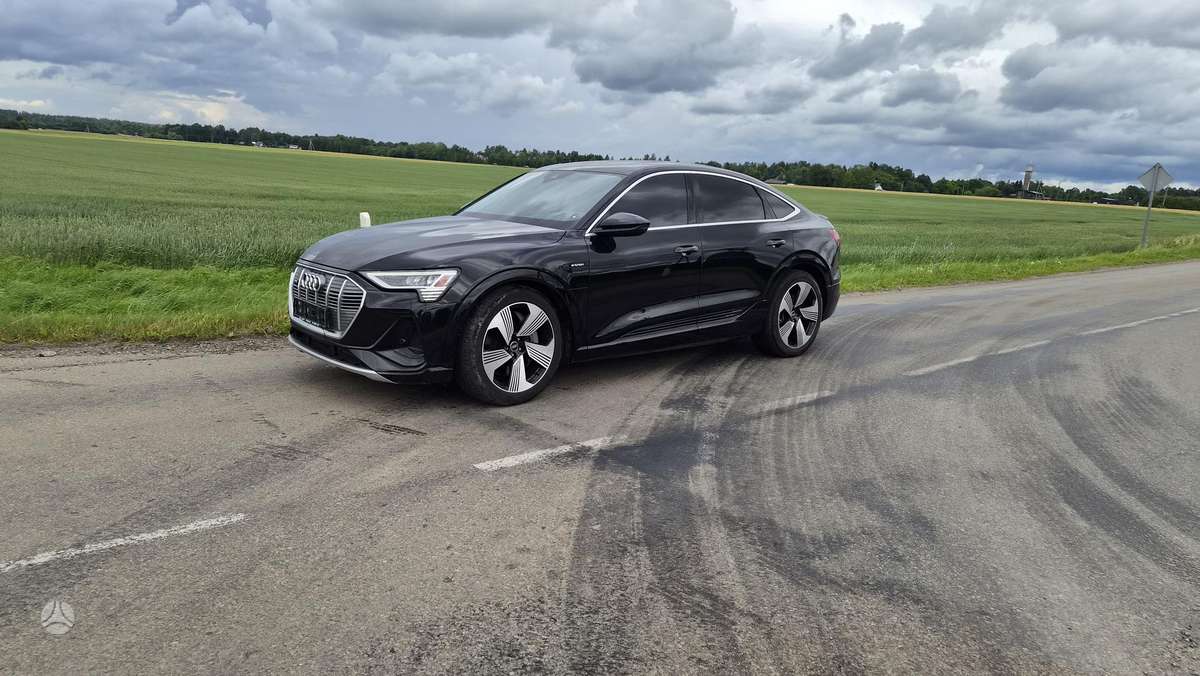 Audi e-tron, 94 kWh, kita