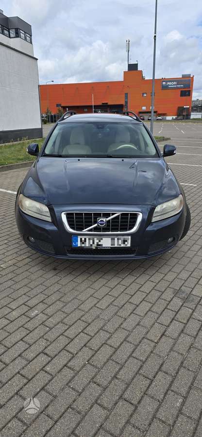 Volvo V70, 2.4 l., wagon
