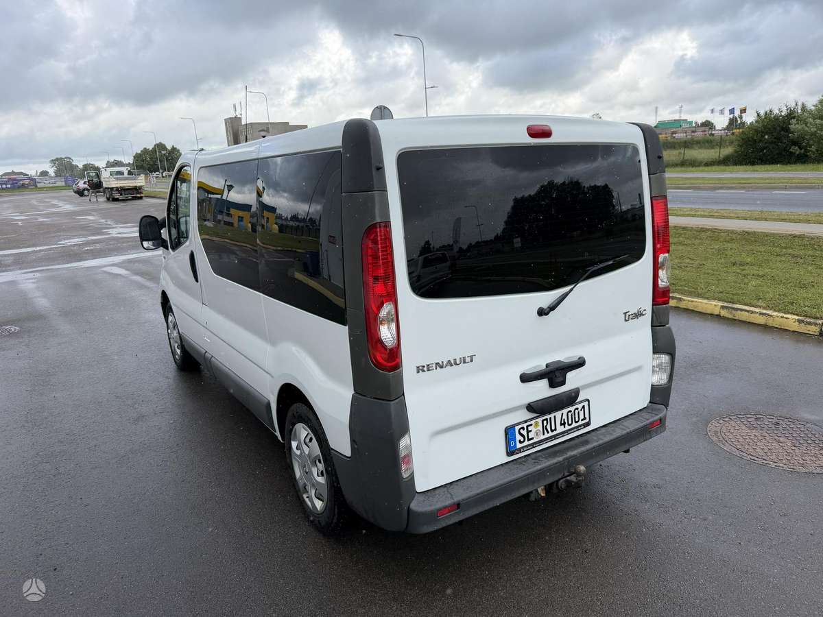 Renault Trafic - 8