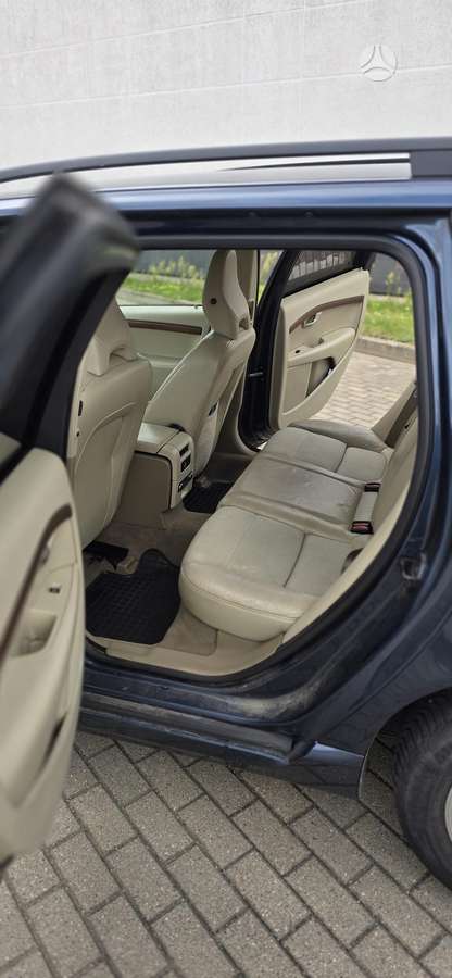 Volvo V70, 2.4 l., universalas