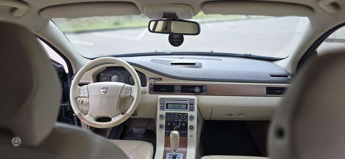 Volvo V70, 2.4 l., wagon