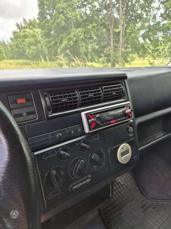 Volkswagen Multivan - 7