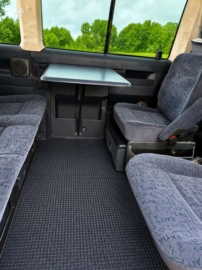 Volkswagen Multivan - 9