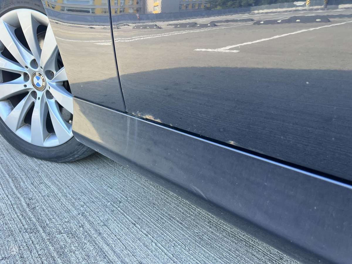 BMW 330, 3.0 l., Седан