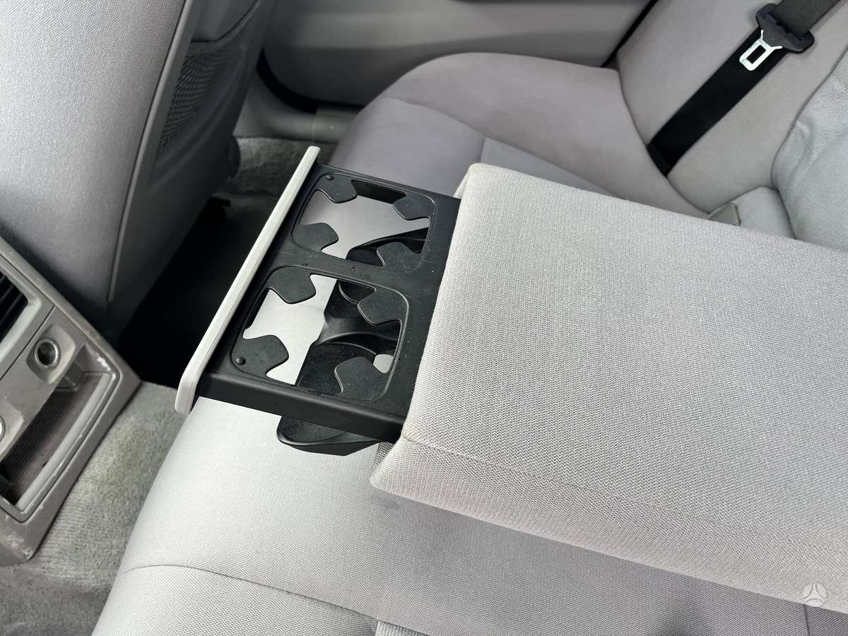 BMW 330, 3.0 l., Седан
