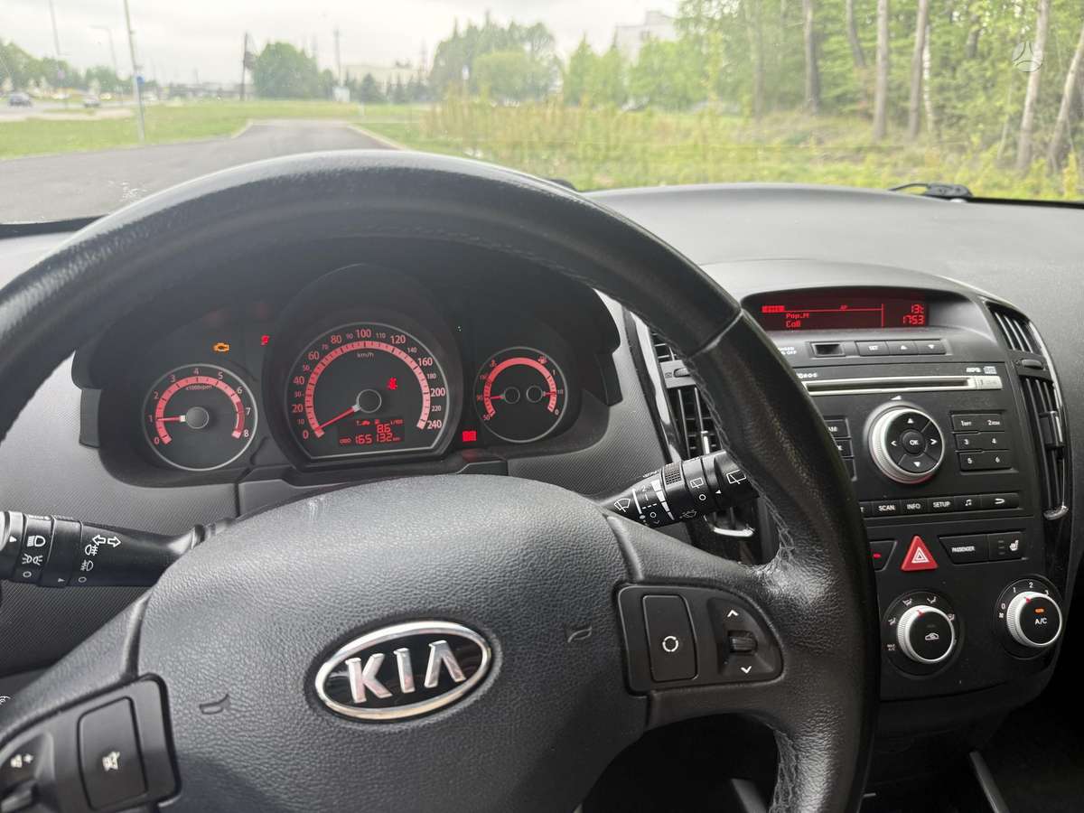 Kia Ceed, 1.4 l., Хэтчбек