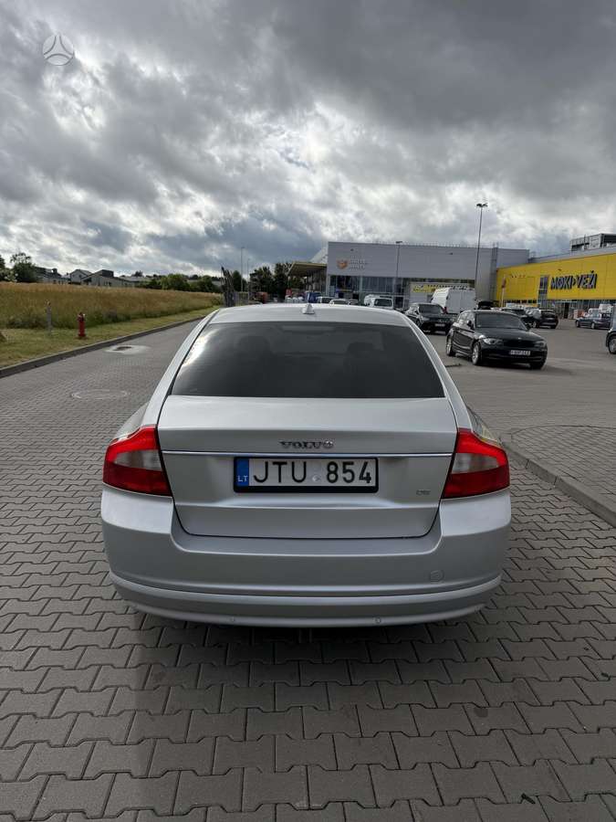 Volvo S80, 2.4 l., Седан