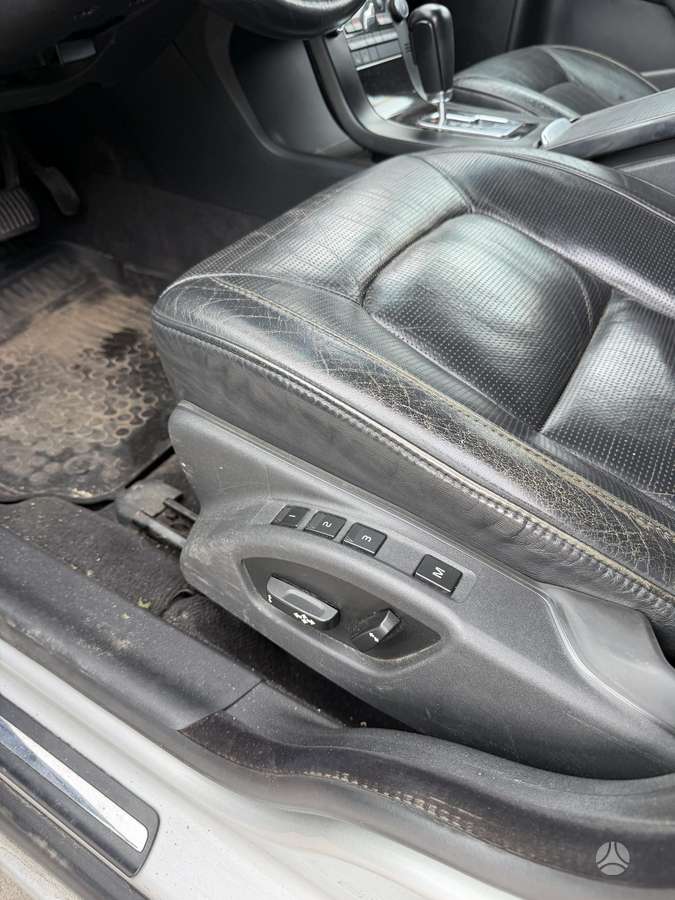 Volvo S80, 2.4 l., Седан