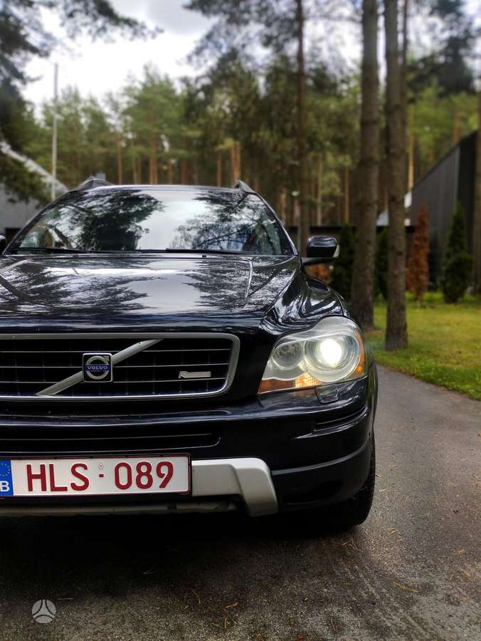Volvo XC90 - 11
