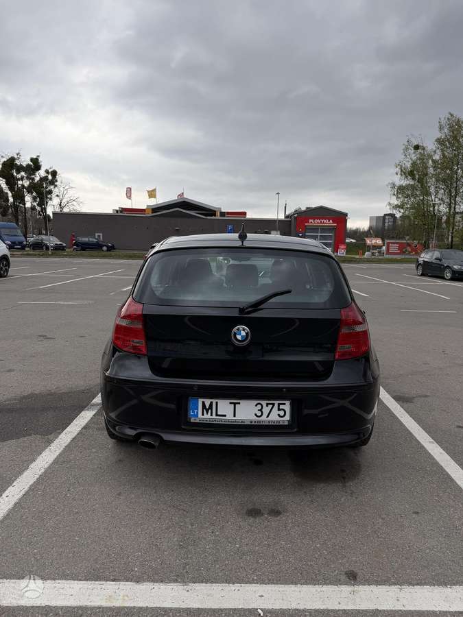 BMW 120, 2.0 l., hatchback