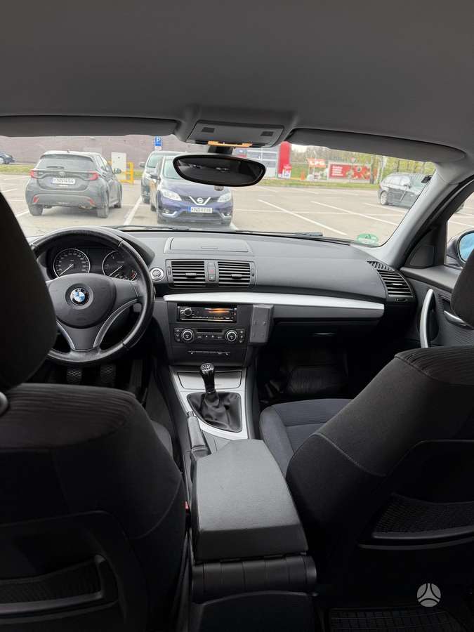 BMW 120, 2.0 l., hatchback