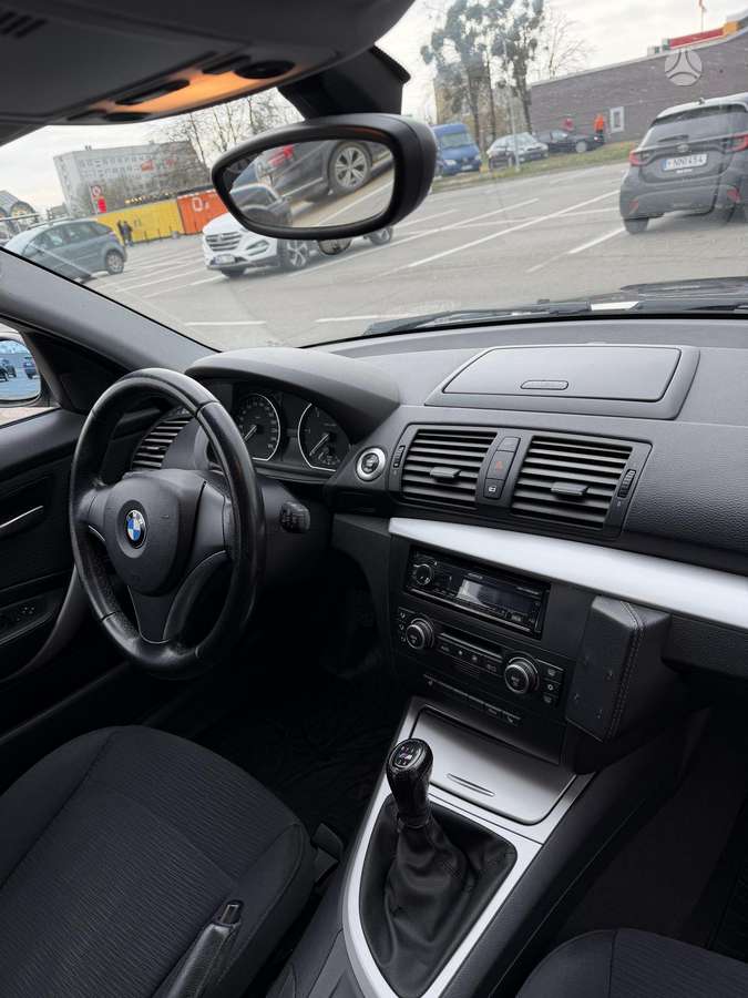 BMW 120, 2.0 l., hatchback