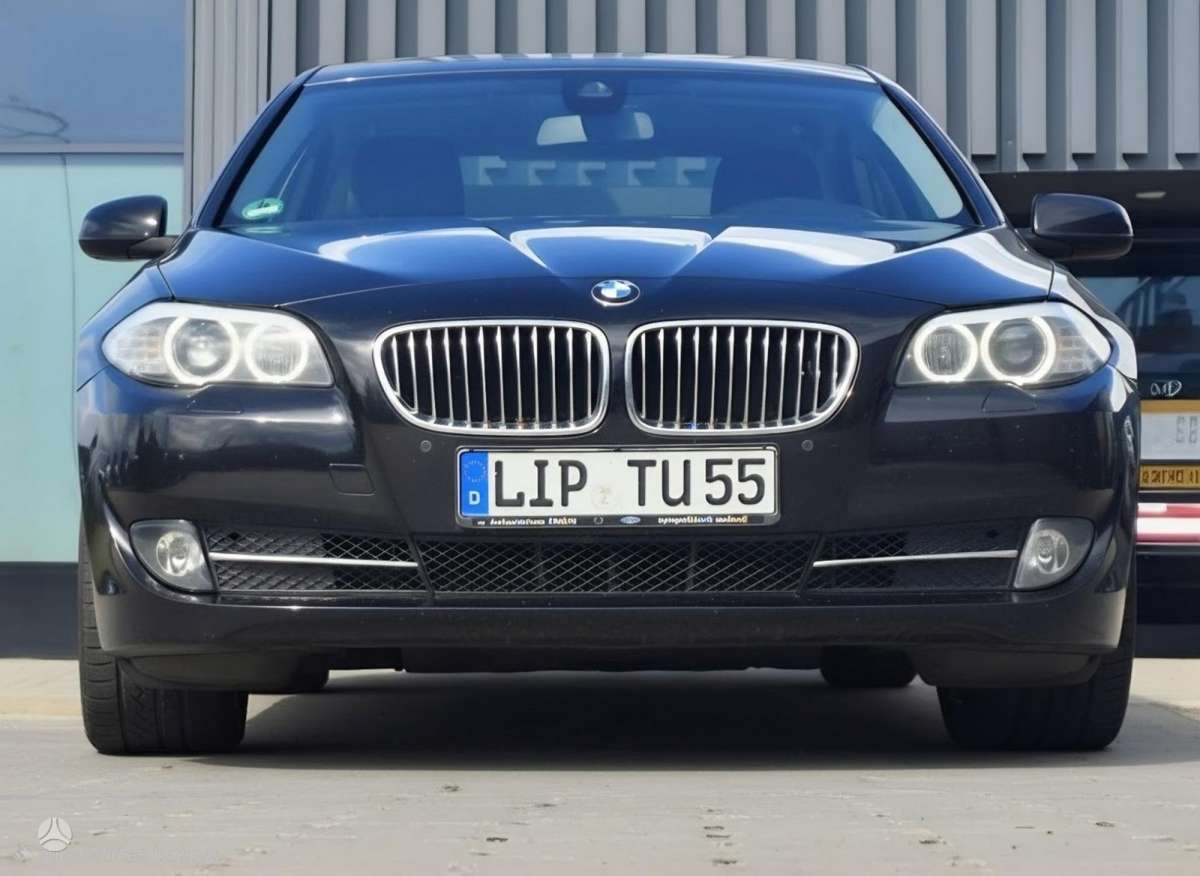 BMW 520, 2.0 l., Седан