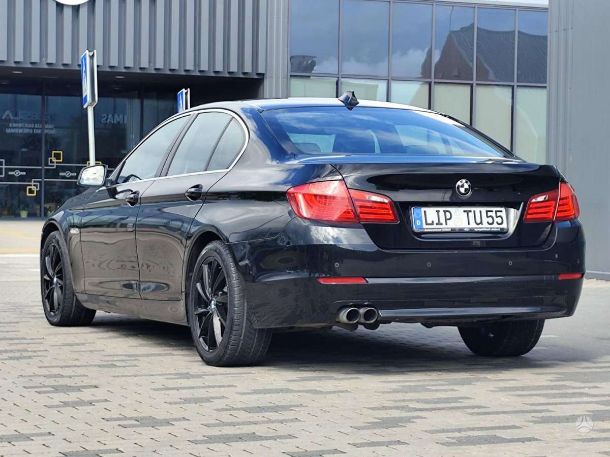 BMW 520, 2.0 l., Седан