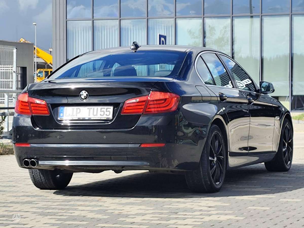 BMW 520, 2.0 l., Седан