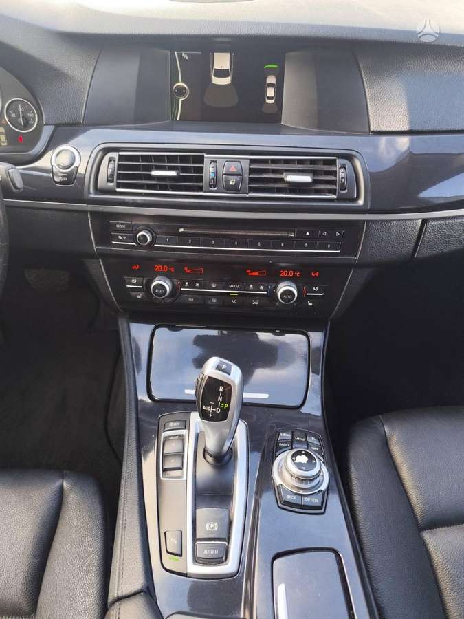 BMW 520, 2.0 l., Седан