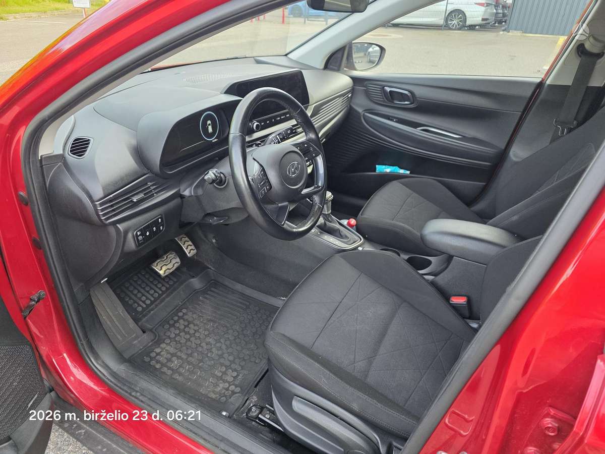 Hyundai Bayon, off-road / crossover