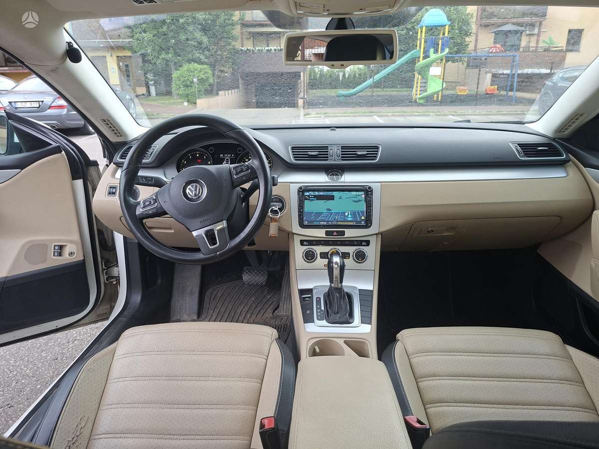 Volkswagen CC, 2.0 l., Седан