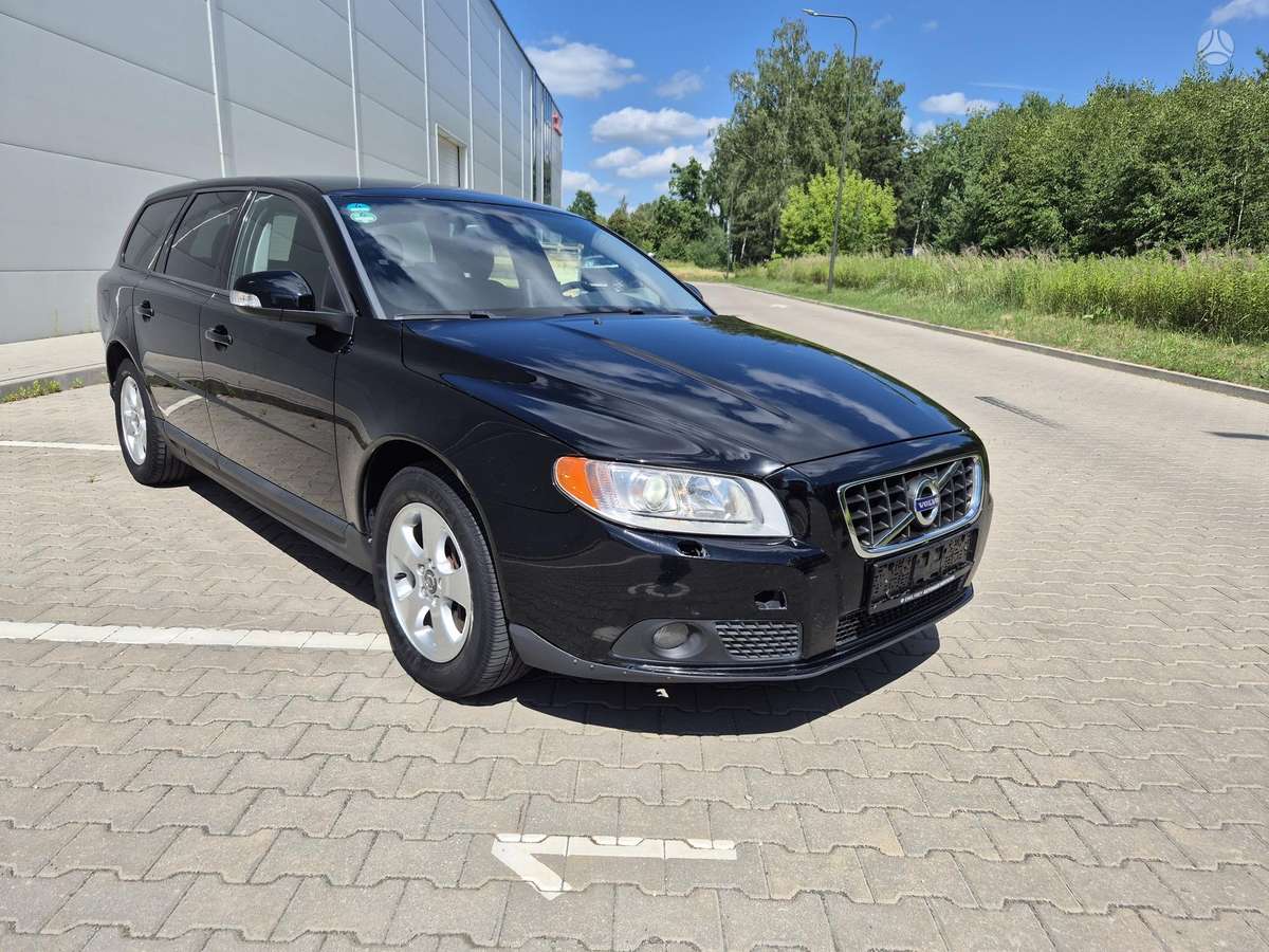 Volvo V70, 2.4 l., wagon