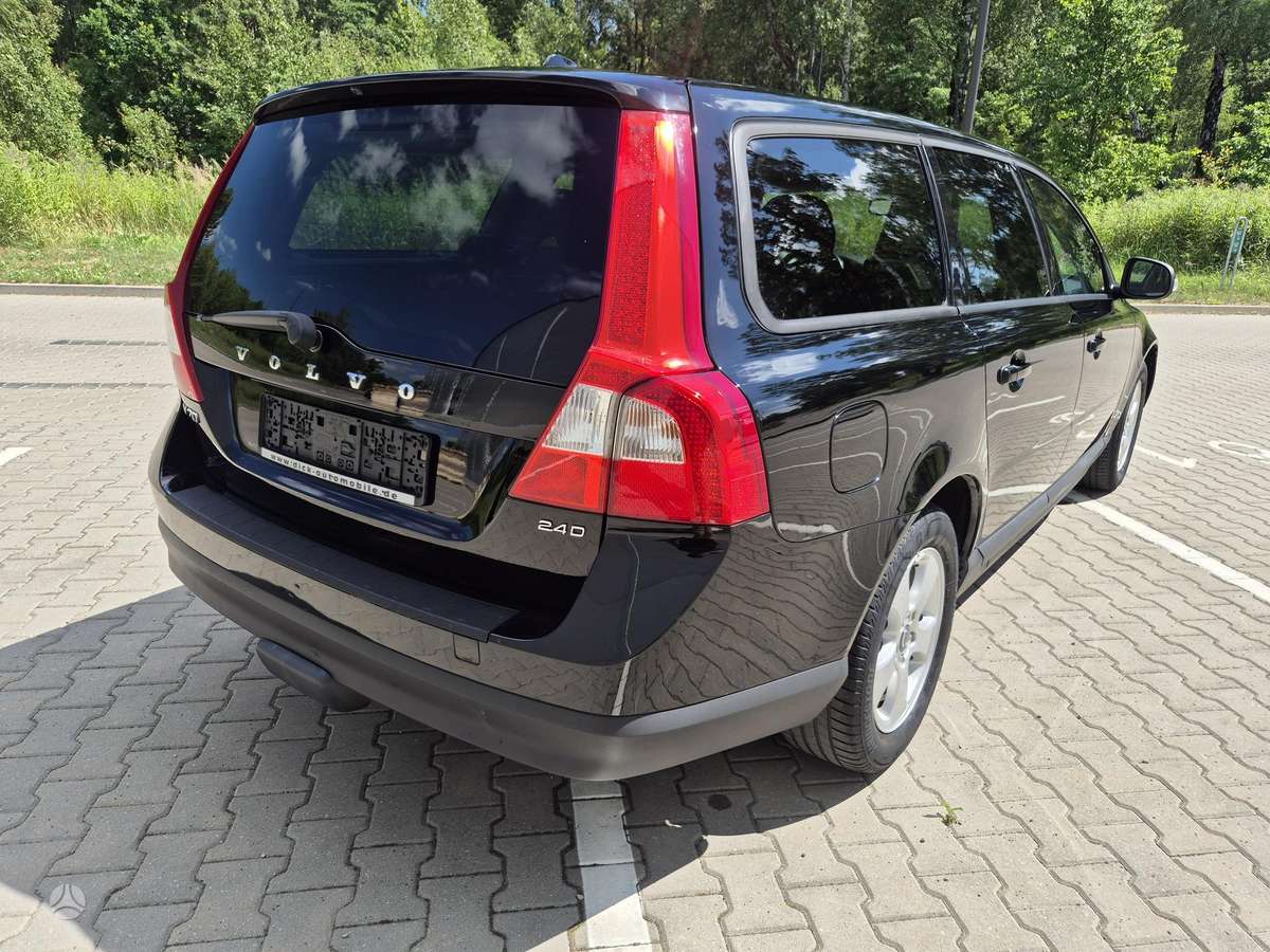 Volvo V70, 2.4 l., wagon