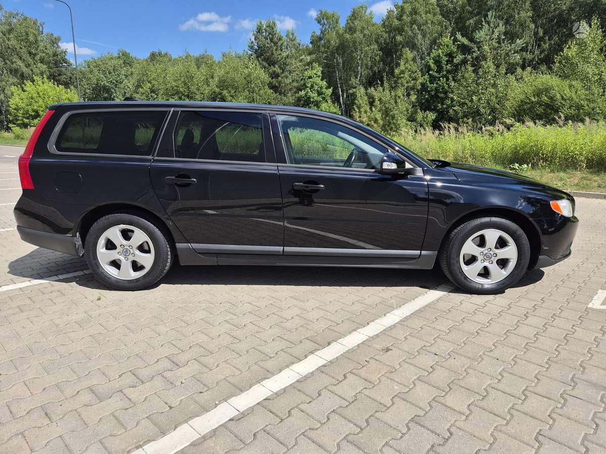 Volvo V70, 2.4 l., wagon