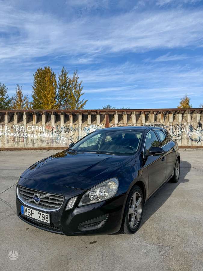 Volvo V60, 2.4 l., Универсал