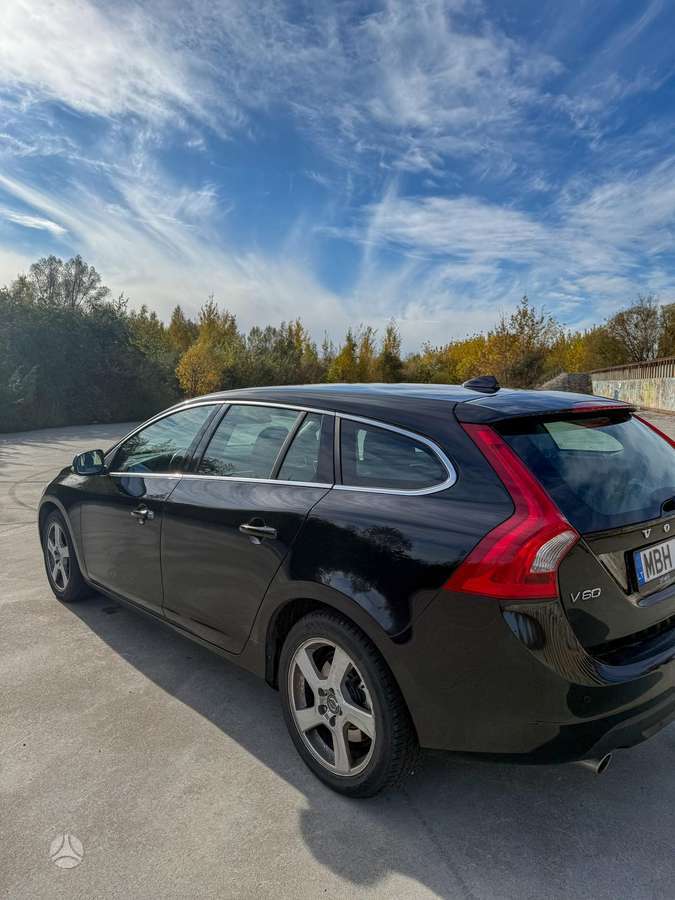 Volvo V60, 2.4 l., Универсал