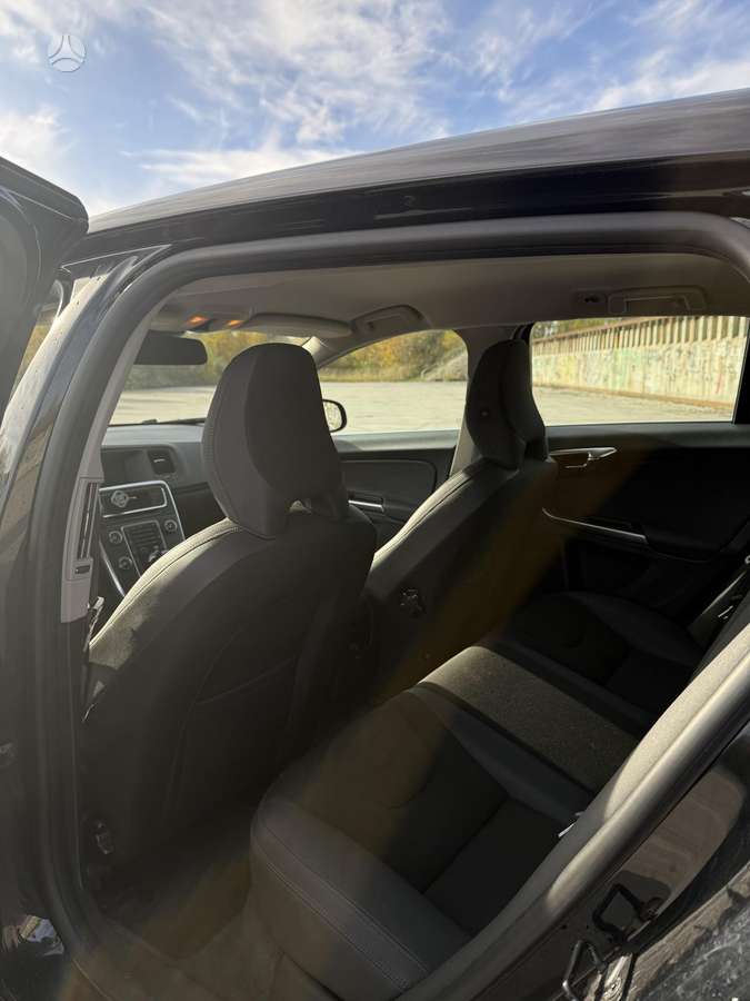 Volvo V60, 2.4 l., Универсал