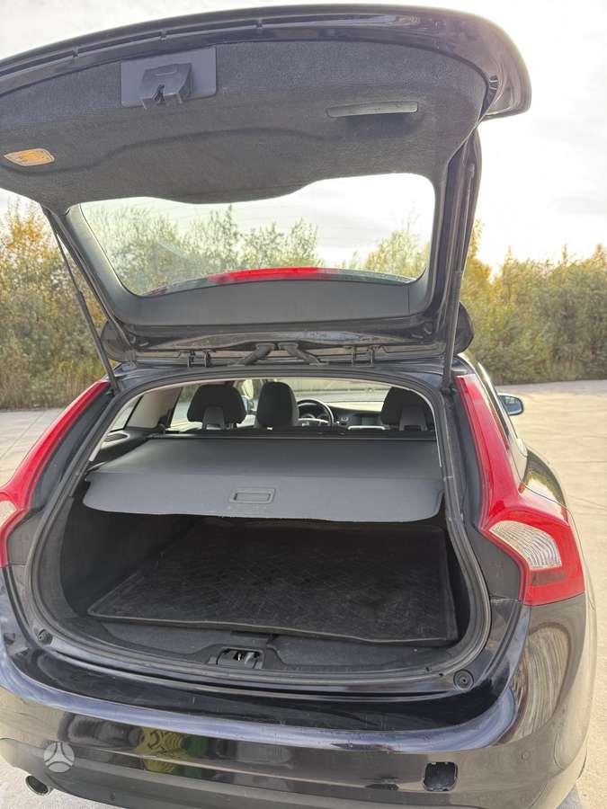 Volvo V60, 2.4 l., Универсал