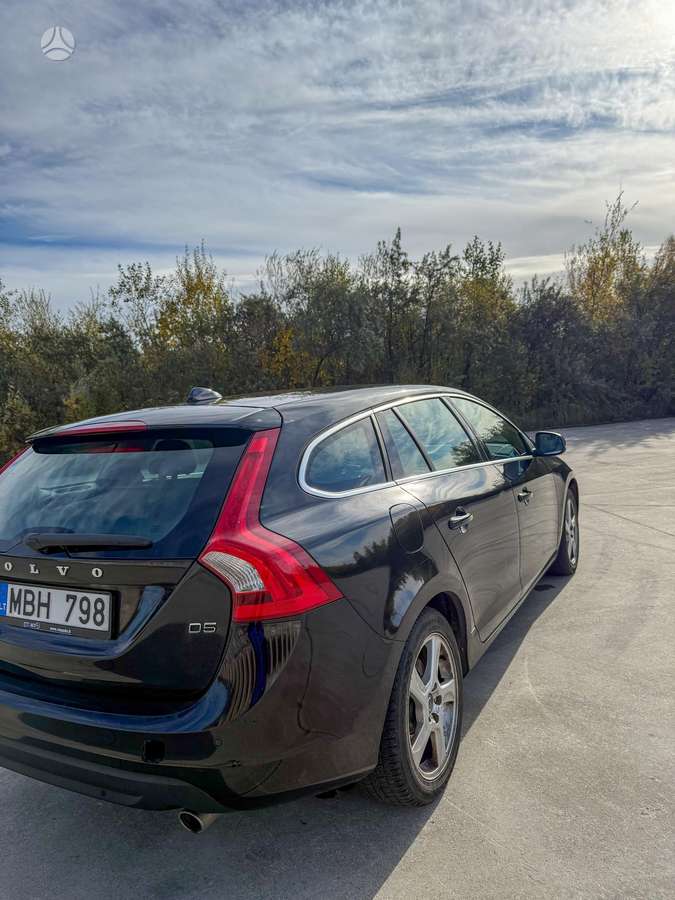 Volvo V60, 2.4 l., Универсал