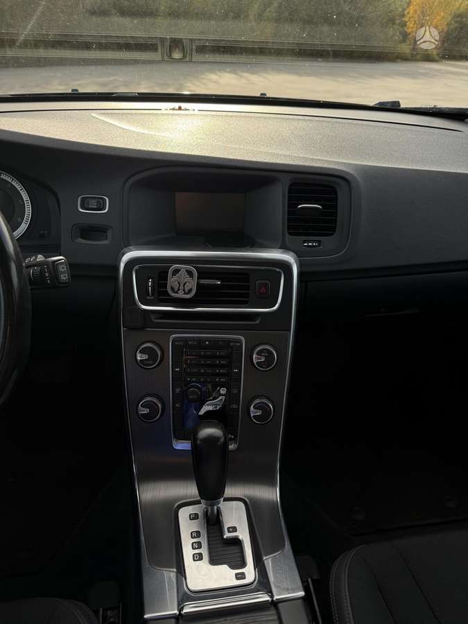 Volvo V60, 2.4 l., Универсал