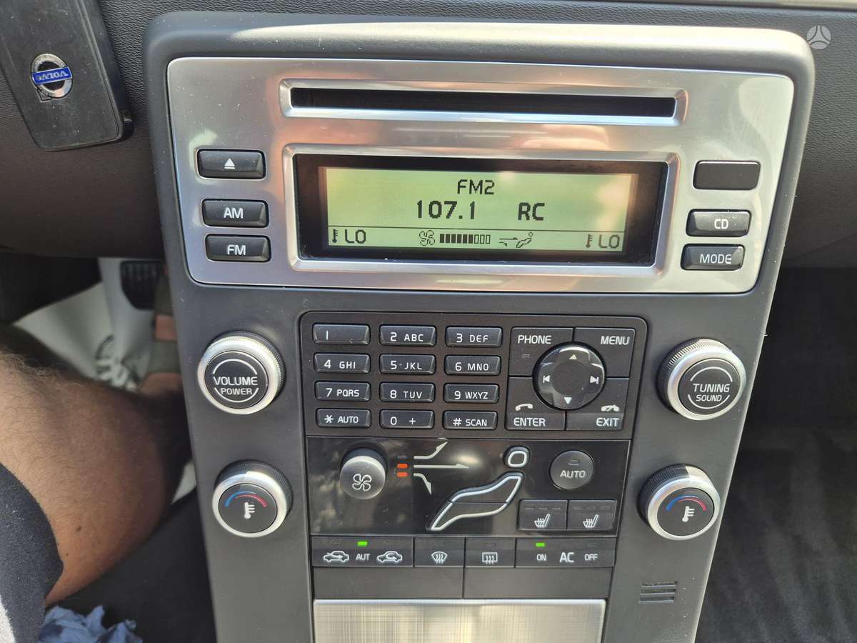 Volvo V70, 2.4 l., wagon
