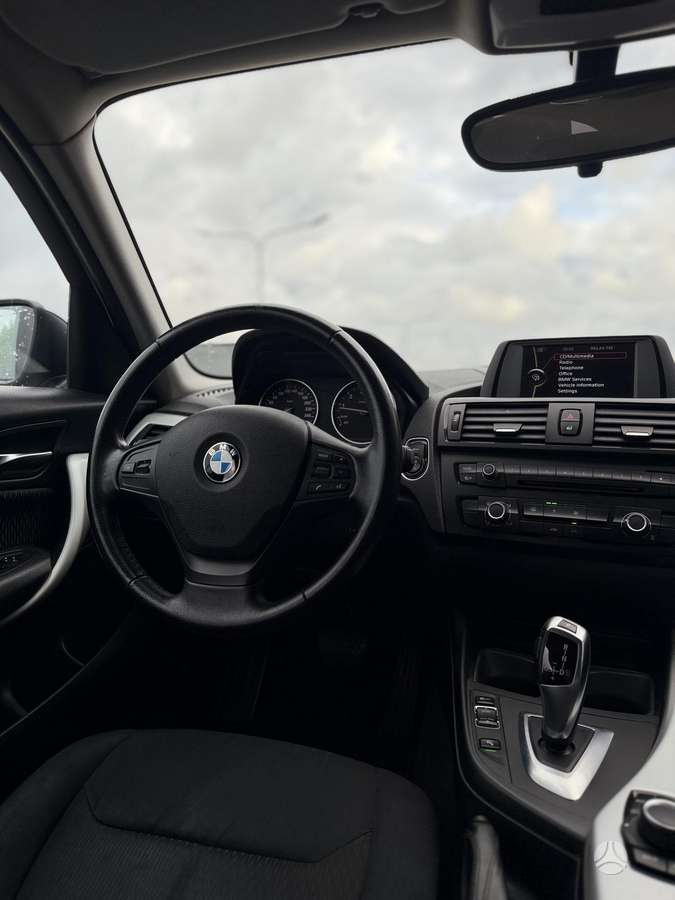 BMW 116, 1.6 l., Хэтчбек