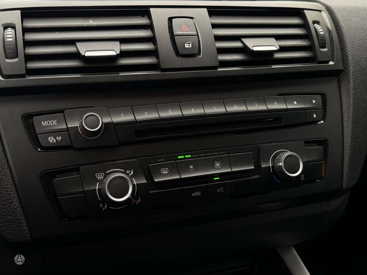 BMW 116, 1.6 l., Хэтчбек