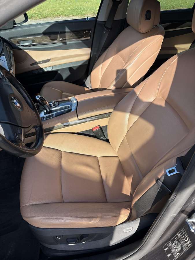 BMW 730, 3.0 l., Седан