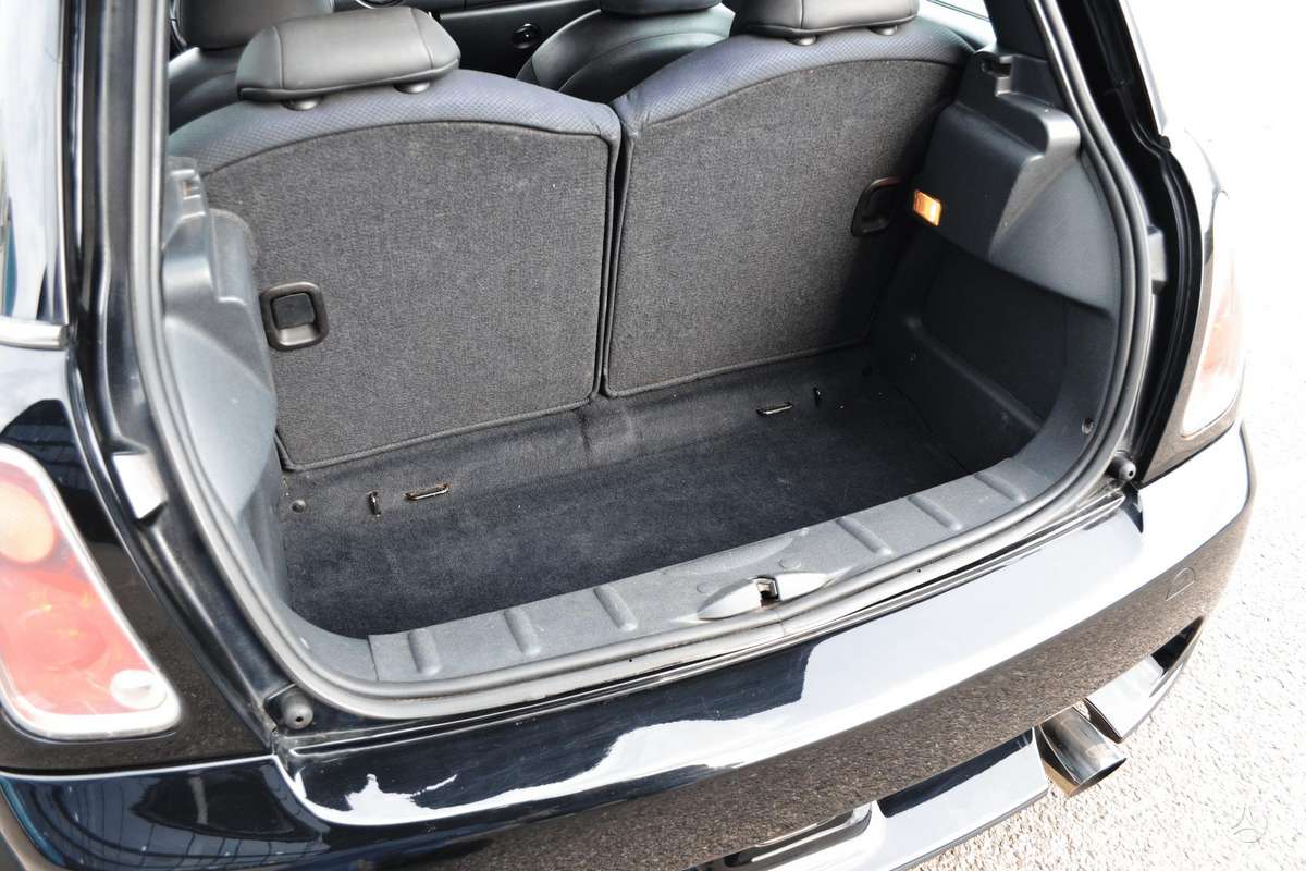 Mini One, 1.6 l., hatchback