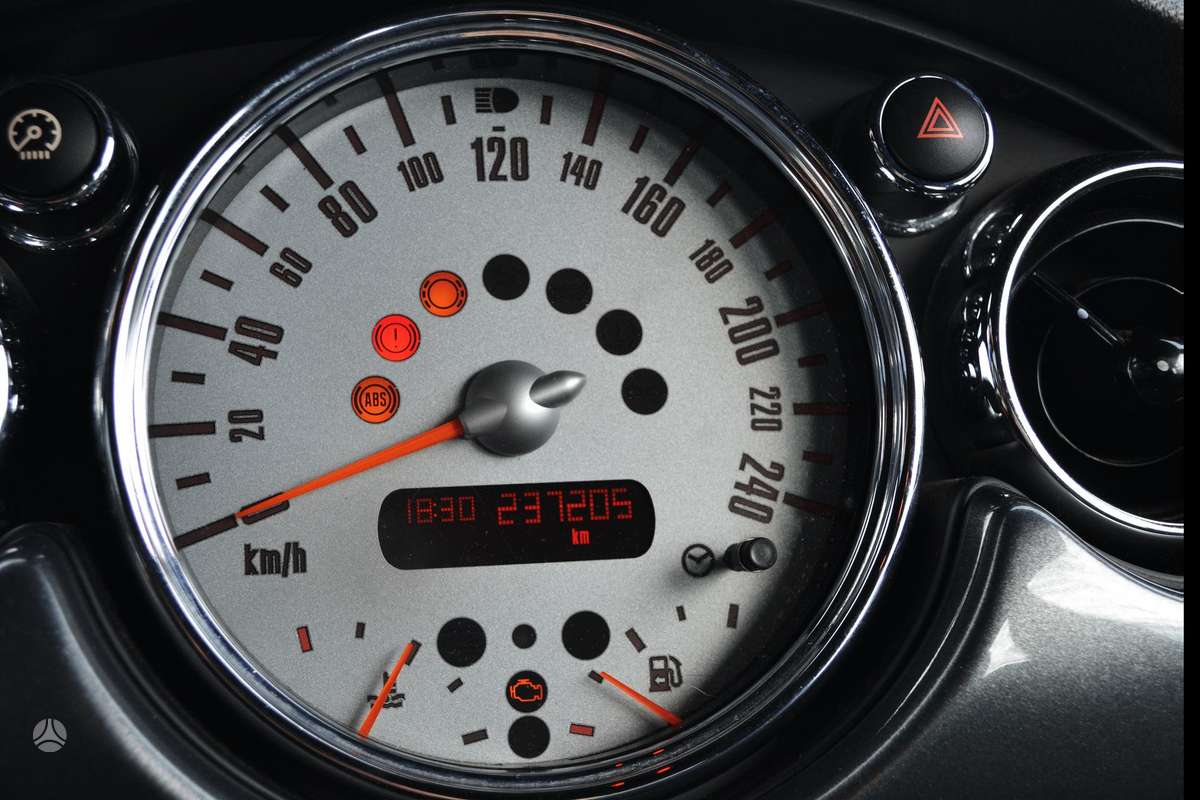 Mini One, 1.6 l., hatchback