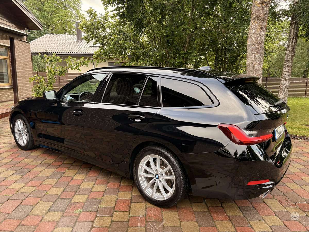 BMW 320, 2.0 l., wagon