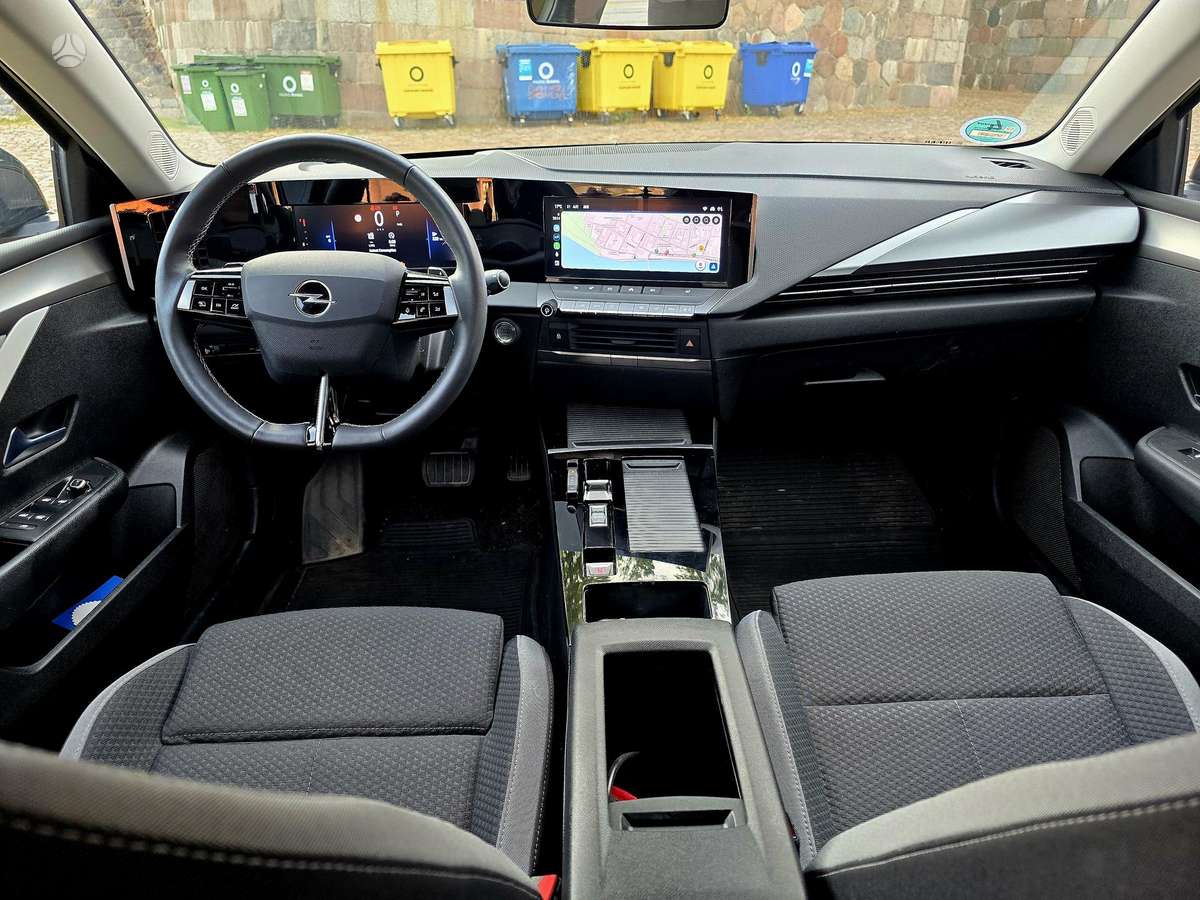 Opel Astra, 1.2 l., Хэтчбек