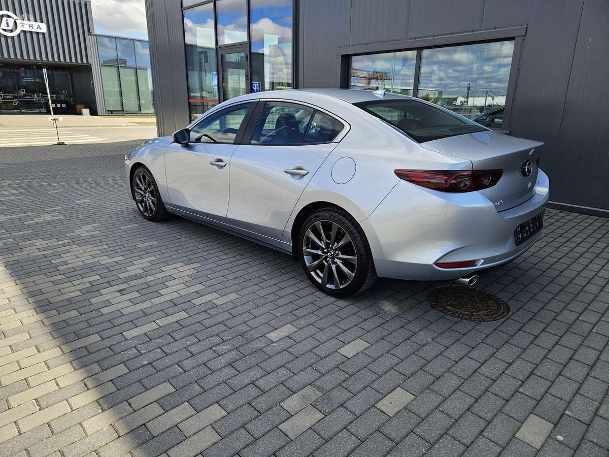 Mazda 3, 2.5 l., Седан