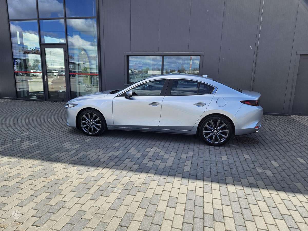 Mazda 3, 2.5 l., Седан
