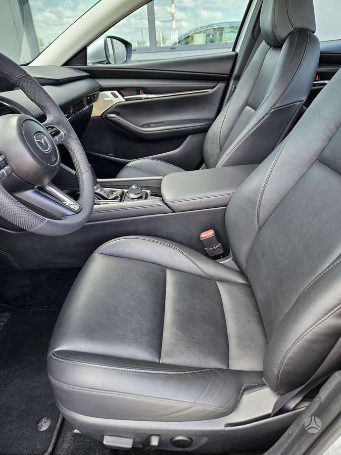 Mazda 3, 2.5 l., Седан