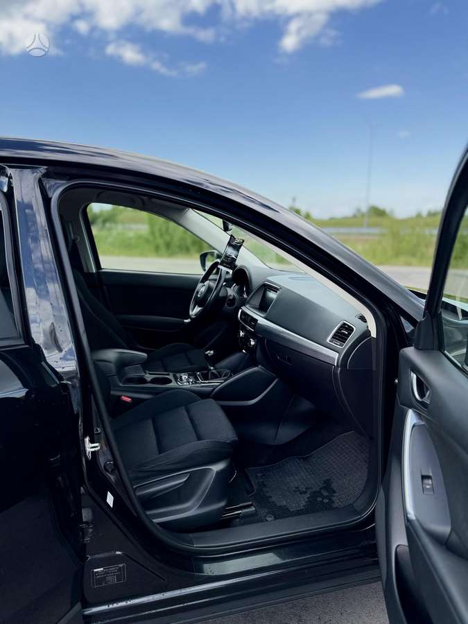 Mazda CX-5, 2.2 l., Внедорожник / Кроссовер