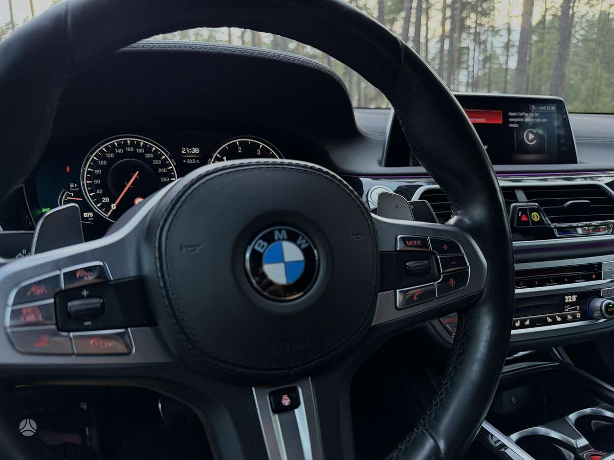 BMW 740, 3.0 l., Седан
