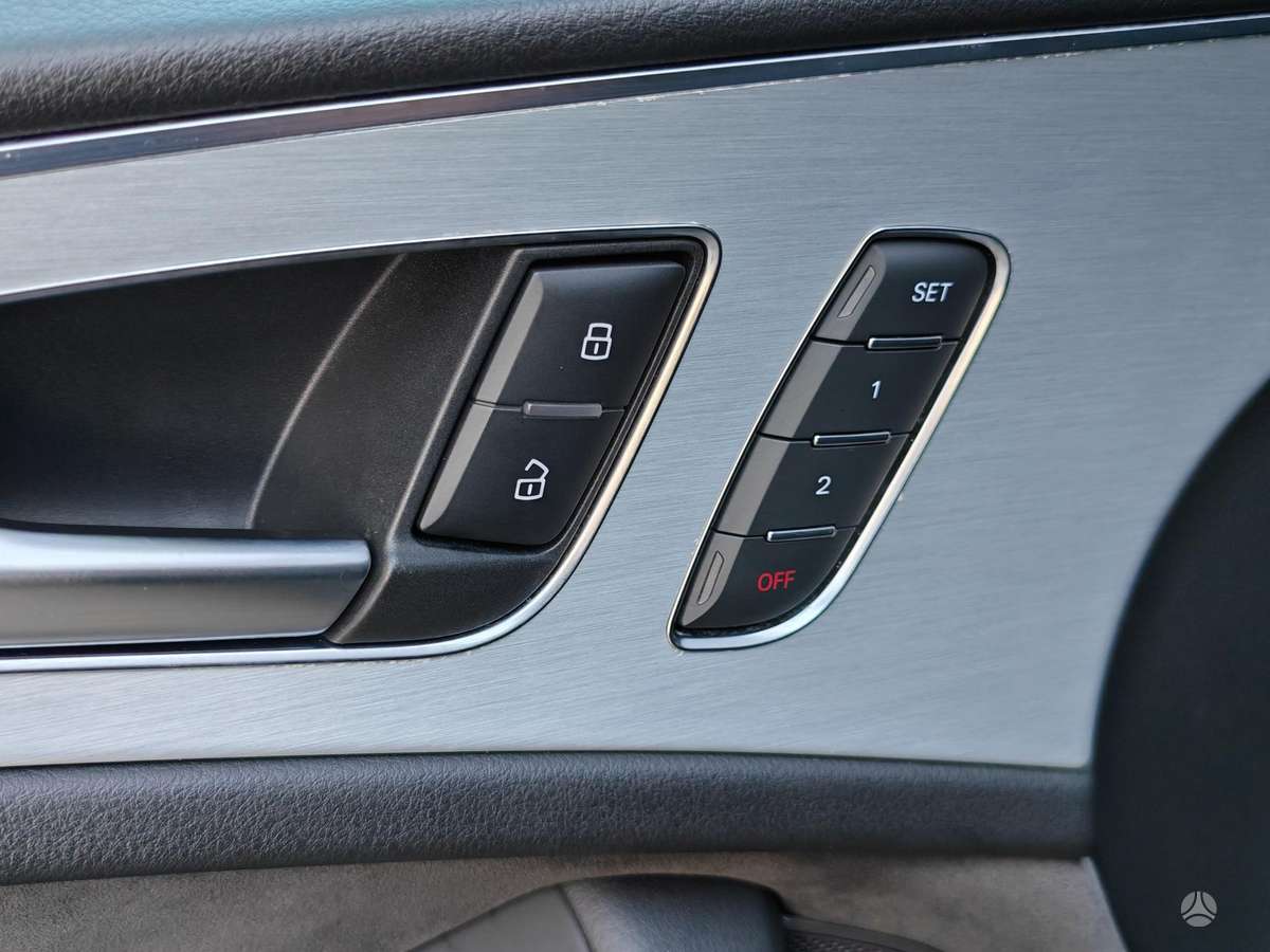 Audi A6, 2.0 l., Седан