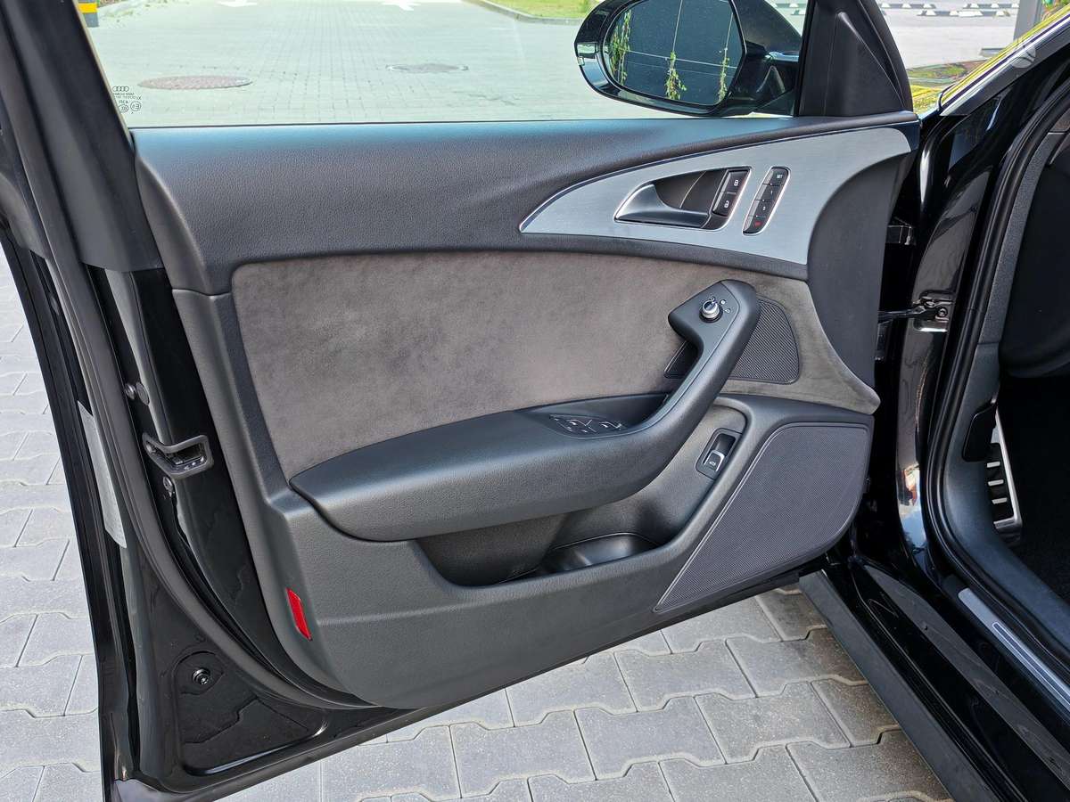 Audi A6, 2.0 l., Седан