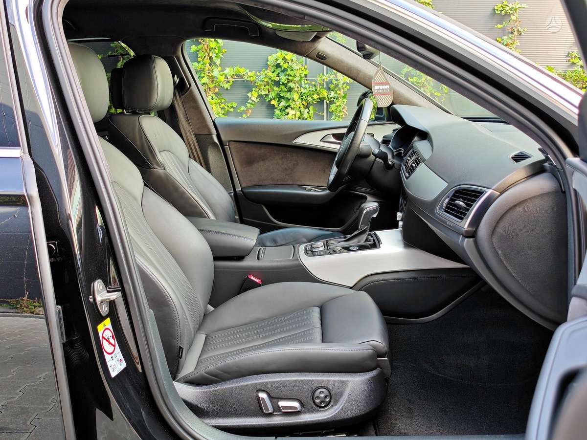Audi A6, 2.0 l., Седан